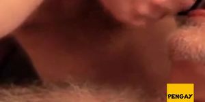 daddy bear sucking cock and cumming on his beard