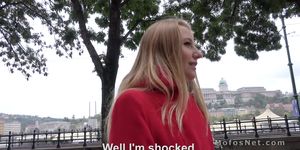 Hot blonde picked up and screwed in public (Kiki Cyrus)