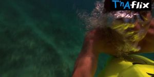 Laura Vandervoort Bikini Scene  in Into The Blue 2: The Reef