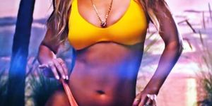 Jennifer Lopez & Bad Bunny - Te Guste - Slow-Motion Close-Ups!! Great MILF Body!!! Great MILF Ass!!!