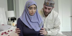 Hot teen in hijab strips off and rides her boyfriends man meat (Violet Myers)