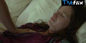 Kathryn Hahn Lesbian Scene  in Afternoon Delight