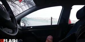 Flashing cock in car