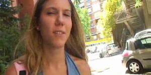 Un espagnol de 18 ans baise un vieil inconnu pour 300 euros
