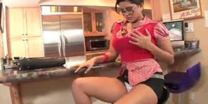 Paki GIrl in Western Dress masturbates her Tight Muslim Asian Vagina Fuddi