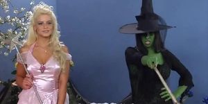 Midget Sex From The Wizard Of Oz Parody