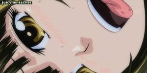 Anime Mädchen bekommt Muschi geschlagen
