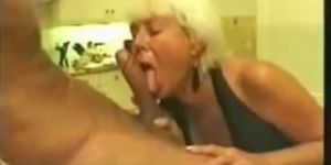 Old slut picked up and does a bj