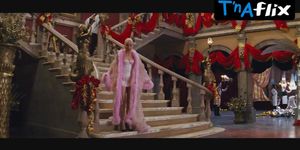 Diane Venora Breasts Scene  in Romeo + Juliet