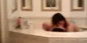 Две девушки в одной ванне, часть 2