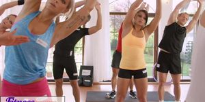 FitnessRooms Sweaty cleavage in a room full of yoga babes (Victoria Daniels)