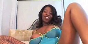 Vanessa Blue shows her feet on webcam