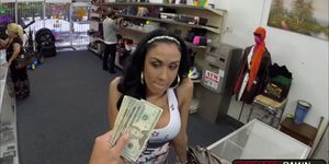 Sexy Latina babe fuck a pawnmans cock for some money
