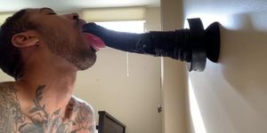 Deepthroarting Huge Horse Dildo