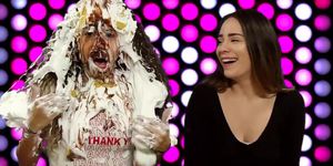 2 women get messy with pies and slime (Trailer)