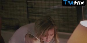 Kirsten Dunst Sexy Scene  in Eternal Sunshine Of The Spotless Mind