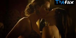 Kate Levering Underwear,  Lesbian Scene  in Breaking The Girls