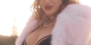 Bella Thorne Topless Teasing In Skirt Video Leaked