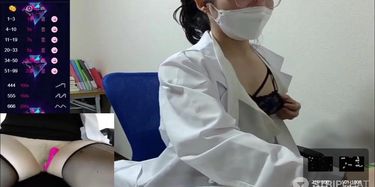 Hina_Rose n?ng l?n l?n vú c?ng c??ng TNAFlix Porn Videos