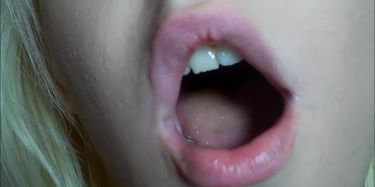 Bad Teeth Bbw Porn - gentle breath smelling TNAFlix Porn Videos