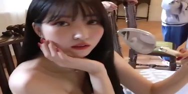 GFriend's Sowon Is Finally Here With A Good Look At Her Soft ...