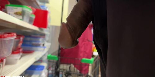 BBC flash latina mature in store - Tnaflix.com