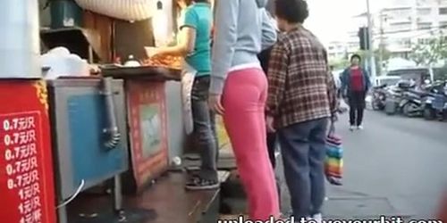 Nice Jap butt in tight pants caught in a street candid video