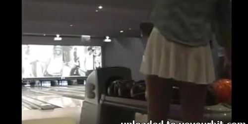 Rika Flashing In Bowling