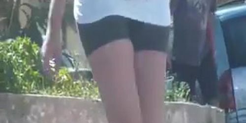 GOSTOSONA DE SHORTINHO