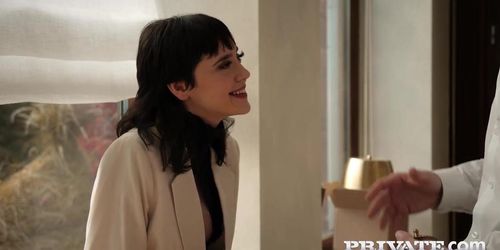 PRIVATE com - Short Haired Beauty Darcy Dark Likes It Hardcore In The Ass!