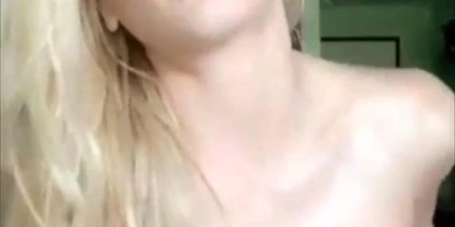 hot girl slut (Riley Steele)