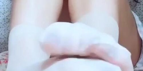 young Chinese lady pink toes