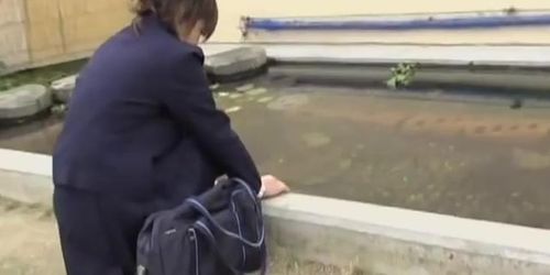 Inviting Japanese gal in a raunchy sharking video outdoors