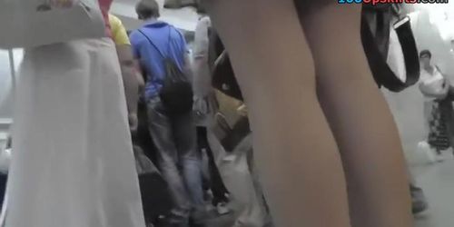 Hawt and laughable subway upskirt vid