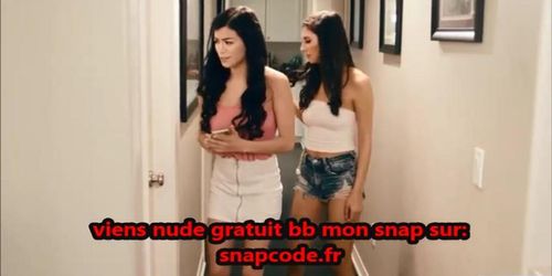 Deux très belle lesbiennes se masturbe au lit ___ mon snap hot dispo sur www.snapcode.fr