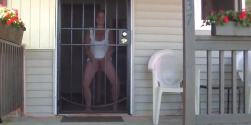 homemade american housewife flashing and pleasuring her man