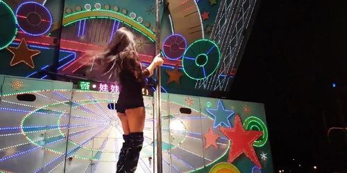 taiwan pole dance