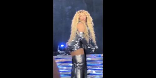 Beyonce Twerking Her Sexy Ass  (Sexy Big)