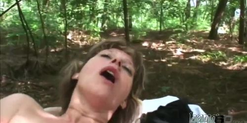 Mature girl with small tits sucking balls and gets fucked