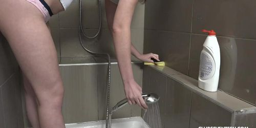 Alessandra Amore - The Best Head Is A Shower Head (22.12.2019)