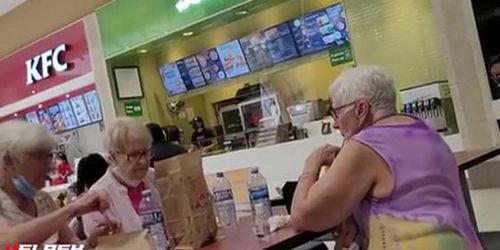 3 grannies