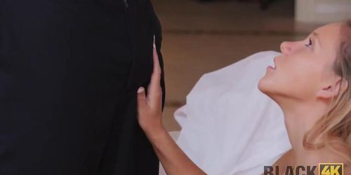 BLACK4K. Nice Hollie Mack tastes big black dick