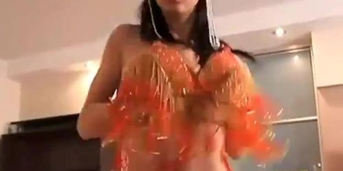 belly dancer big boobs