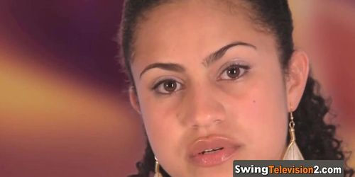 Swinger couples connect each other sexually before meeting the other couples