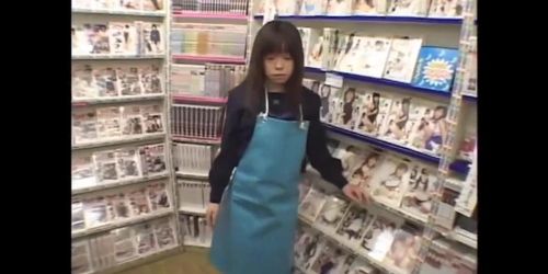 Hinata in beautful panties fucks guy in adult video store