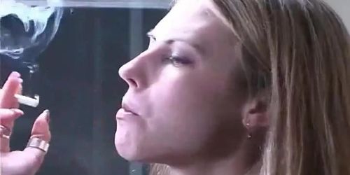 smoking fetish specialized - Tnaflix.com