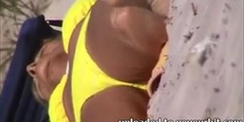 candid mature see thru bikini fat cameltoe crotch shot 173