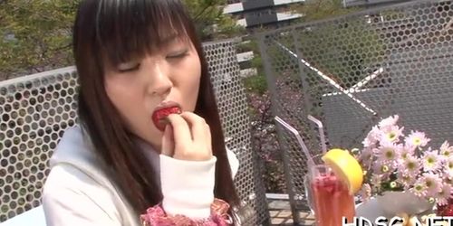 Delicious ryo asaka enjoys an extreme action