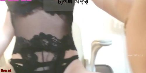 Busty Korean teen kitty masturbates (Kitty Kim, Lovable Kitty)