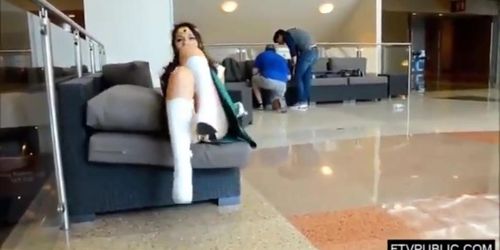ButtPlug Exibitionism in Cosplay at NerdCovention